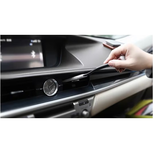 EM Automotive® Szczoteczka Precyzyjna 2 w 1 z Mikrofibrą i Pędzelkiem do Czyszczenia Wnętrza Auta -zdjęcie numer 6